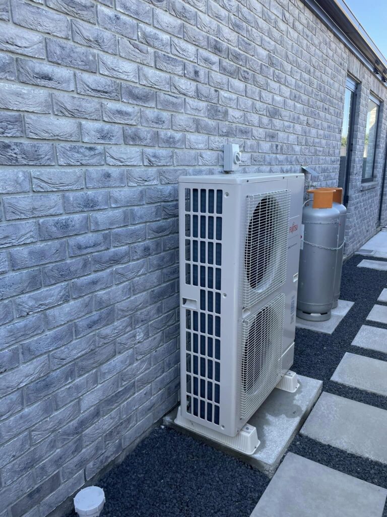 For expert residential HVAC services in Canterbury, trust JRL Electrical to deliver heating, ventilation, and air conditioning systems for your home.